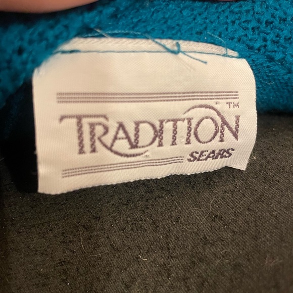 Blue Crew & Scoop Necks Sweater - Picture 3 of 3